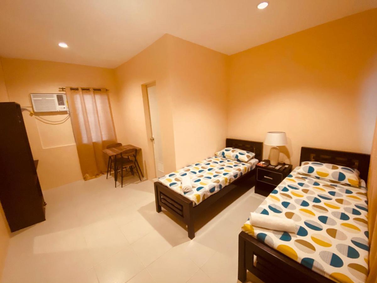 Claytown Pension House Dumaguete City Exterior photo