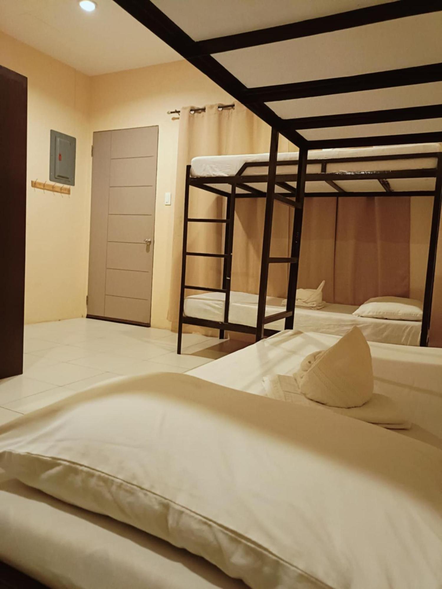 Claytown Pension House Dumaguete City Exterior photo